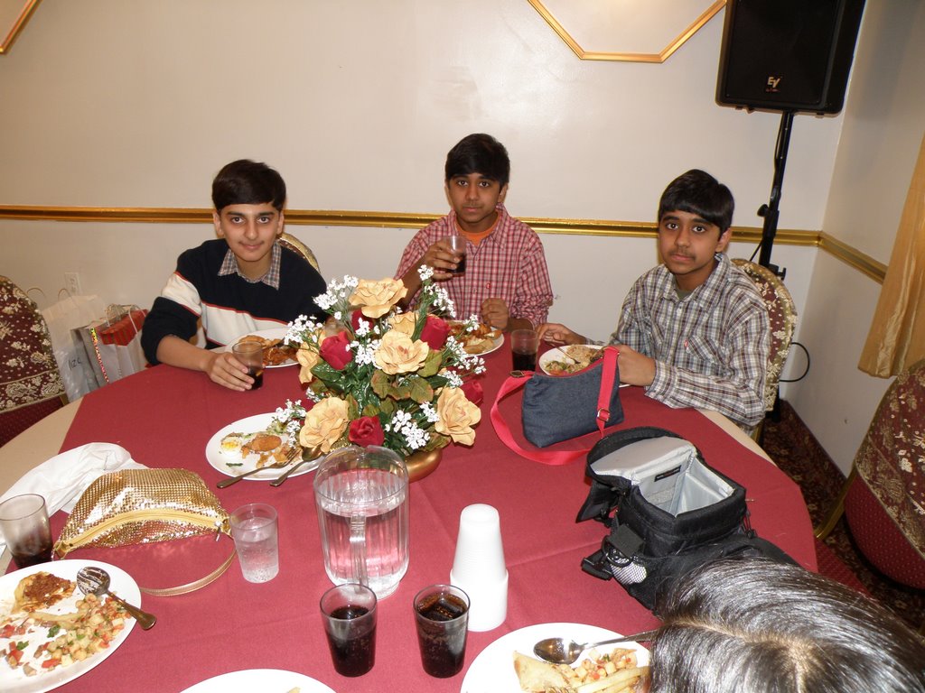 Kids Enjoing Lunch At " Shahnawaz Halal Restaurant " In Edison , New Jersey . USA . by Nasir Uddin