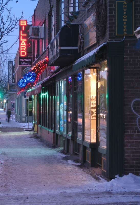 Rue Beaubien, coin des Écores by grepgrep