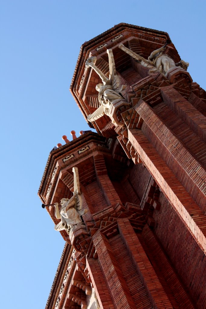 Arc de Triomf (detall) by Dimas Fàbregas Gomis