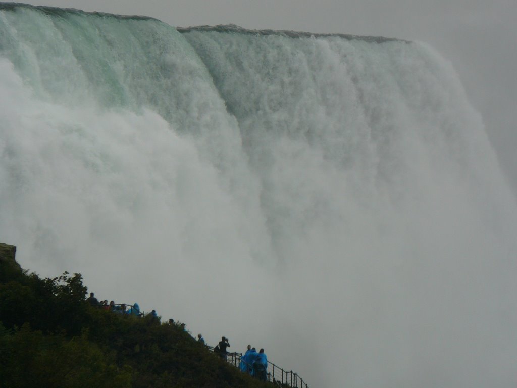 Niagara Falls by fabiolchini