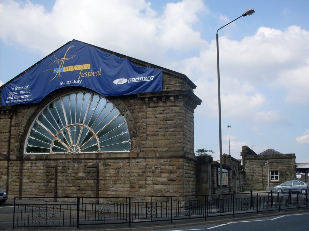 Buxton Rail Station by maulwurfchen