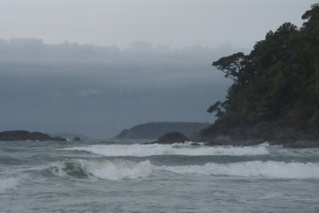 Itamambuca Beach, south end by János Hajas