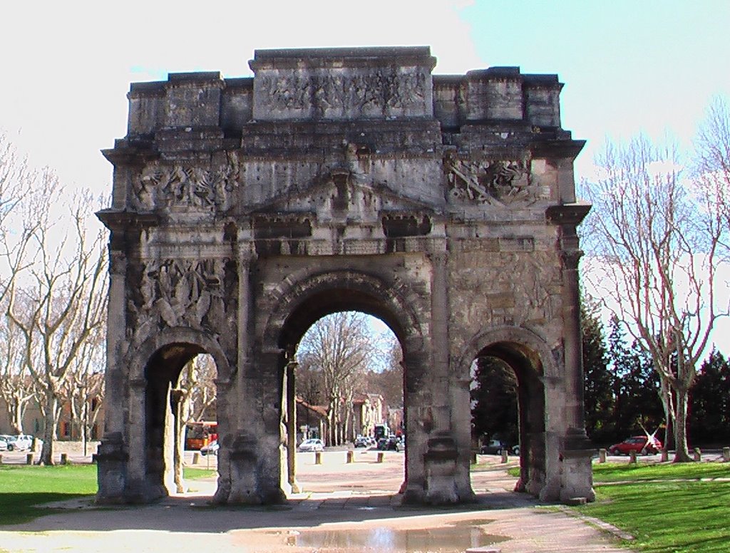 L'arc de triomphe by stassaert