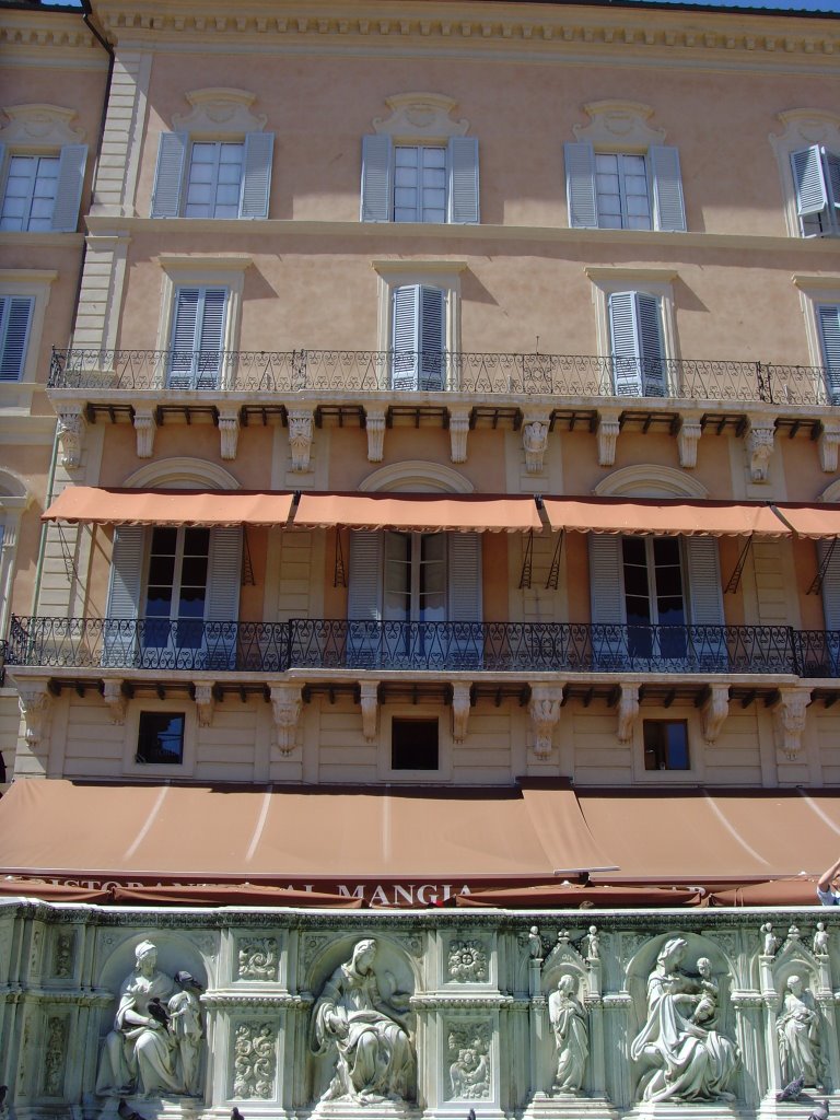 Italy\Siena\Beautiful House and Fountain Details at Piazza del Campo by Jerko Usmiani