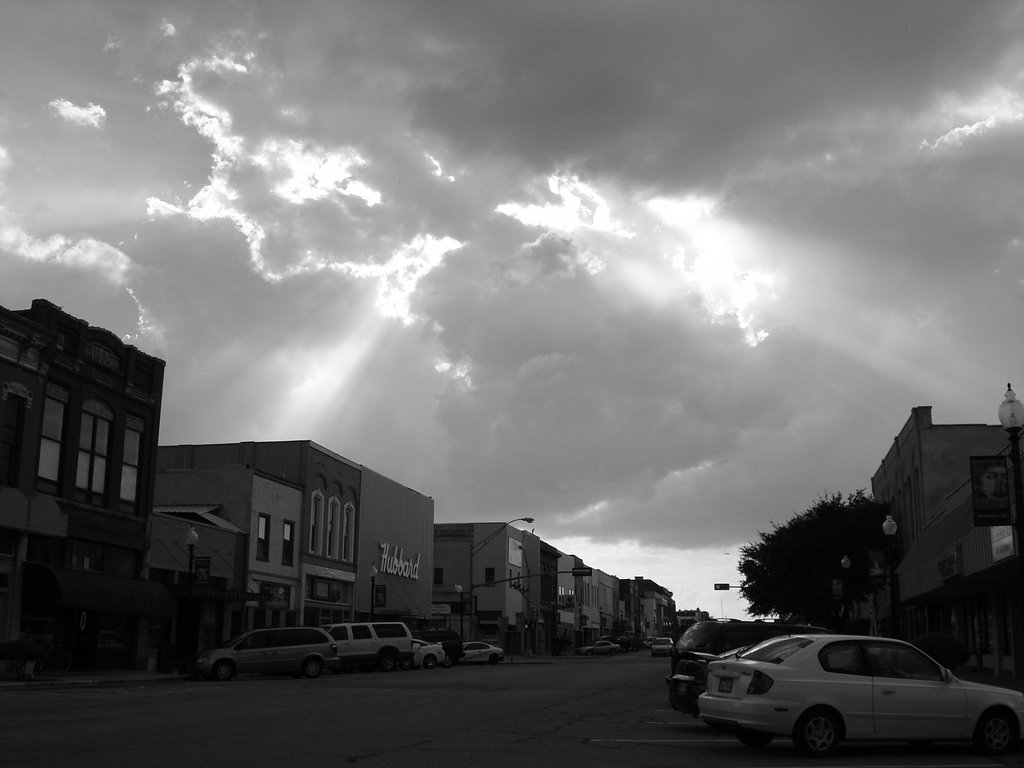 Sunrays Downtown Facing West by Bill74741