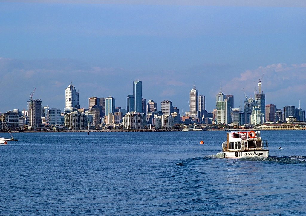 Melbourne skyline from williamstown by gary-chen