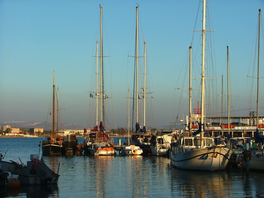 Acco marina by Aaron Houseknight