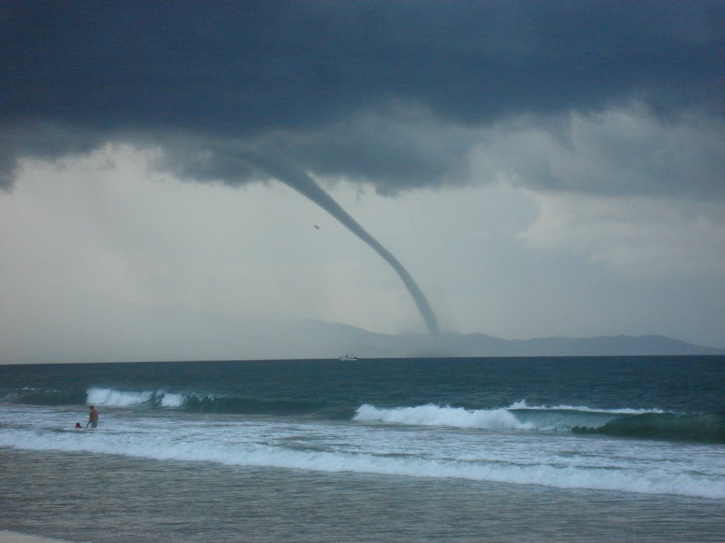 Tornado visto desde Playa Lagoinha by jorgesilva74