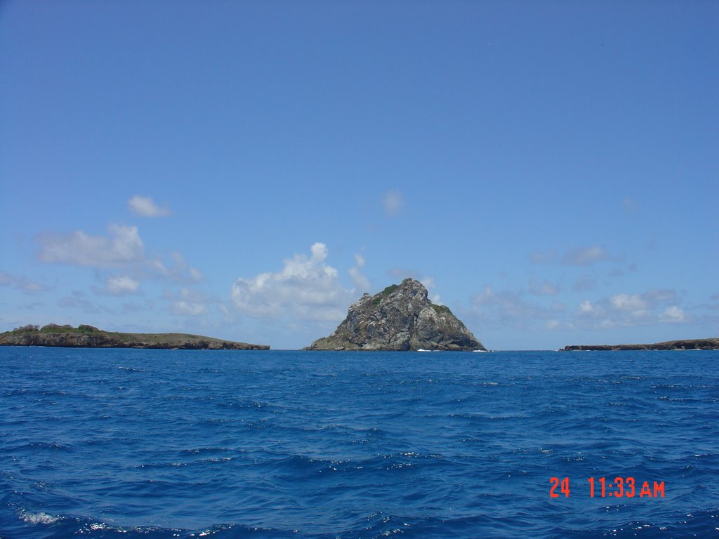 Noronha, view by JOSE LINO DA SILVA