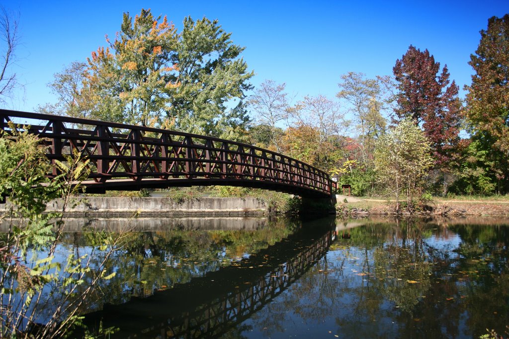 Millstone Aqueduct, D&R Canal, New Jersey by Christopher Keeler