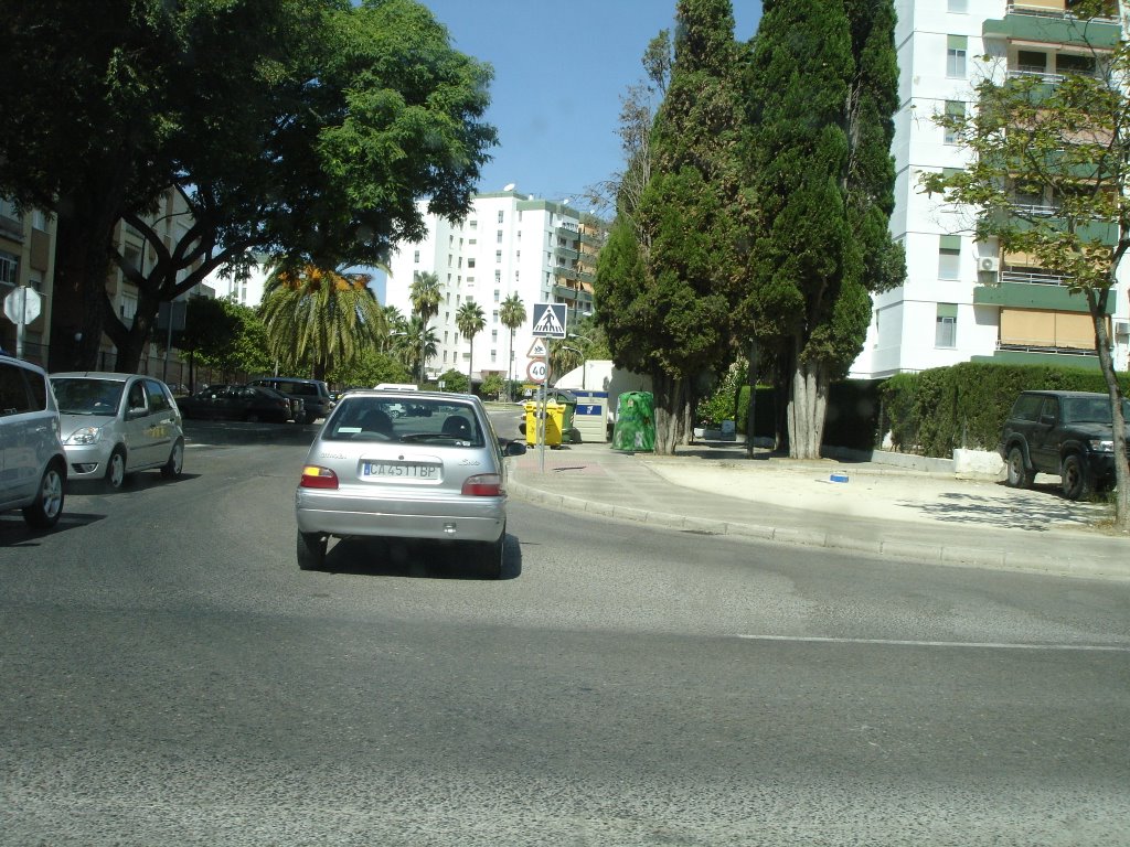 Avenida de Lebrija by El Pantera