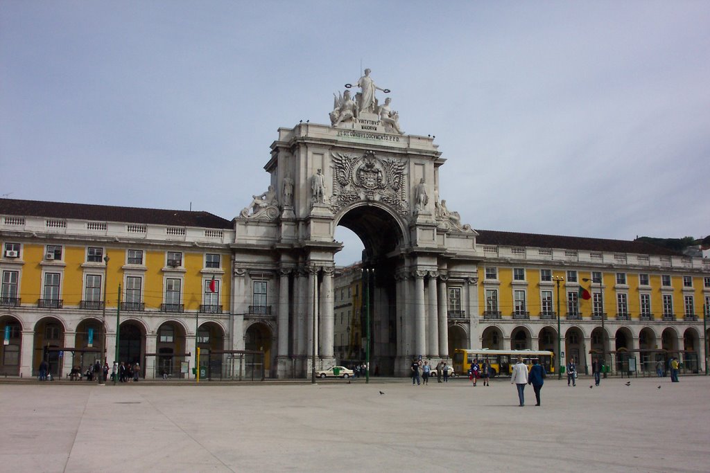 Lisboa in the center, Praca do Commercio by Katerina Kaili-Dale