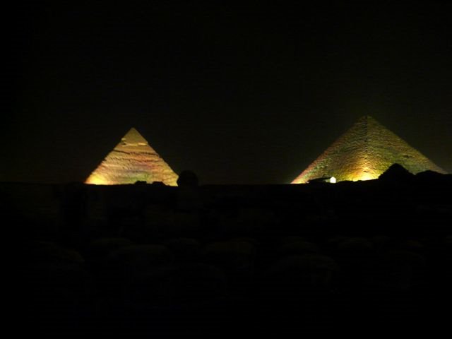 Pyramiden.Licht Show by Annette Luehsen