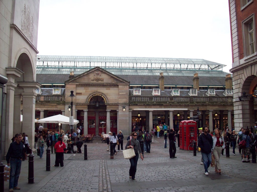 Covent Garden by paumulet