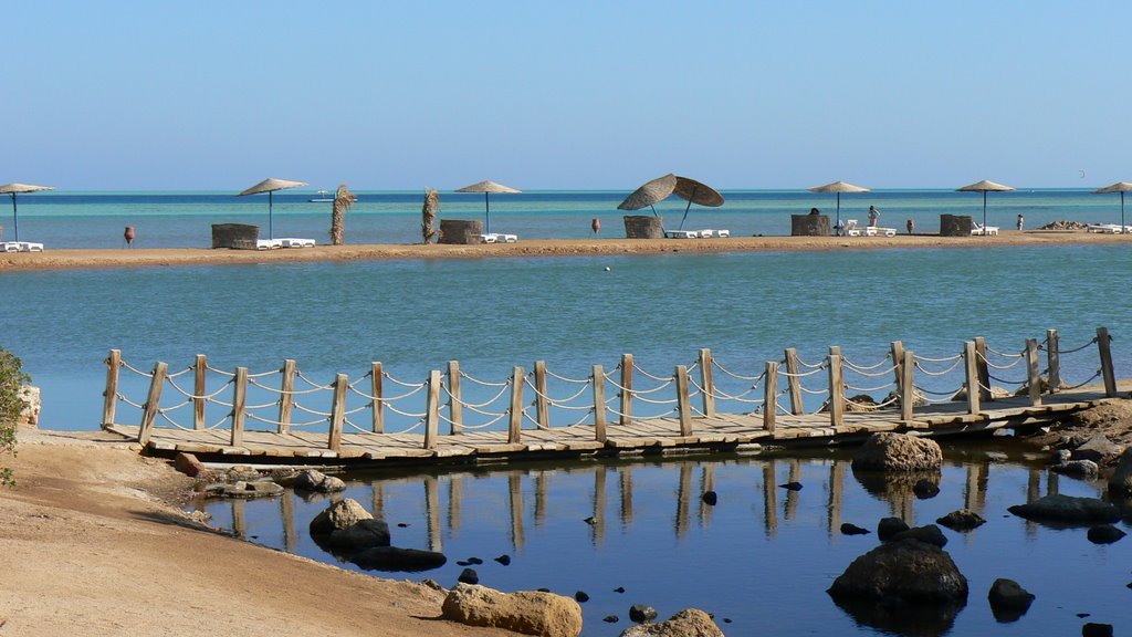 Beach of Moevenpick Resort El Gouna by Mary-Magdalene