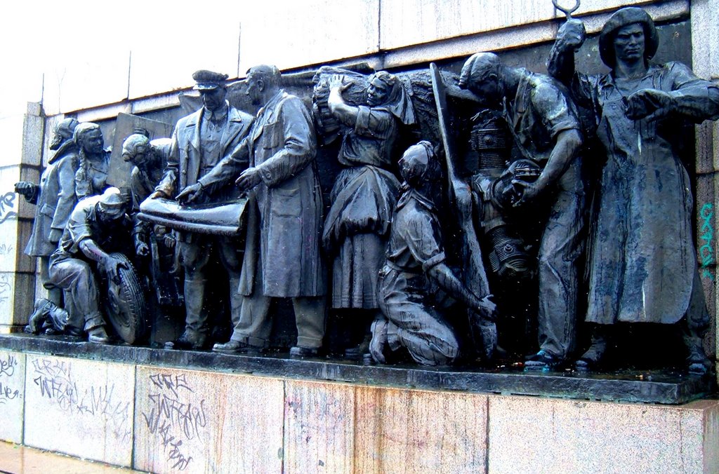 War Memorial, Sofia by maykal