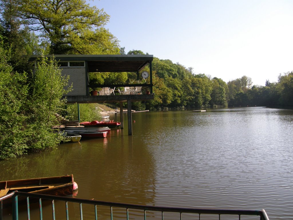 Naturfreibad Tiefer See, Maulbronn, Deutschland by kaarvea