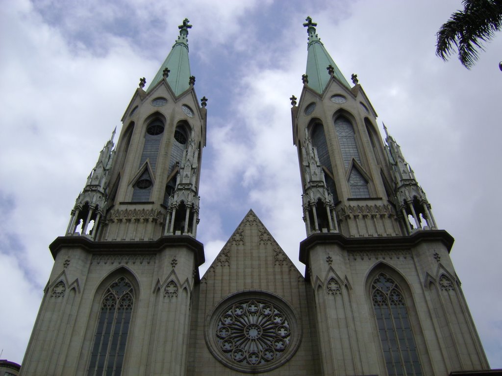 Torres da Catedral da Sé by João Fleury