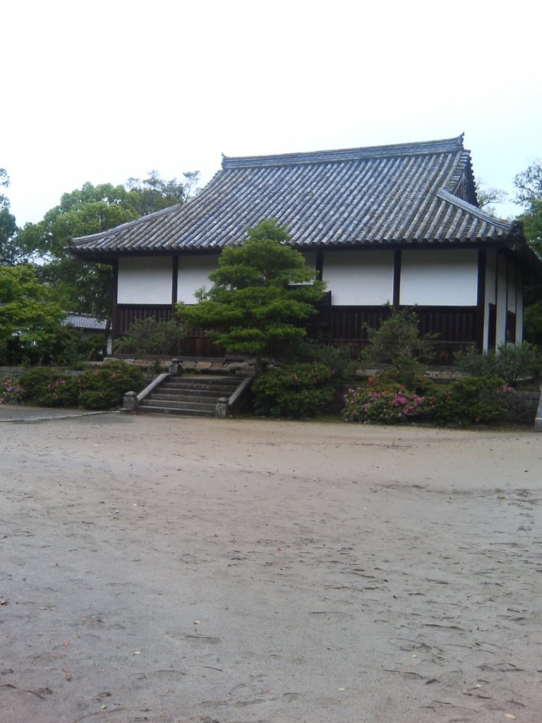 Kanzeon-ji temple kondou,　観世音寺　金堂 by satoru_satoru