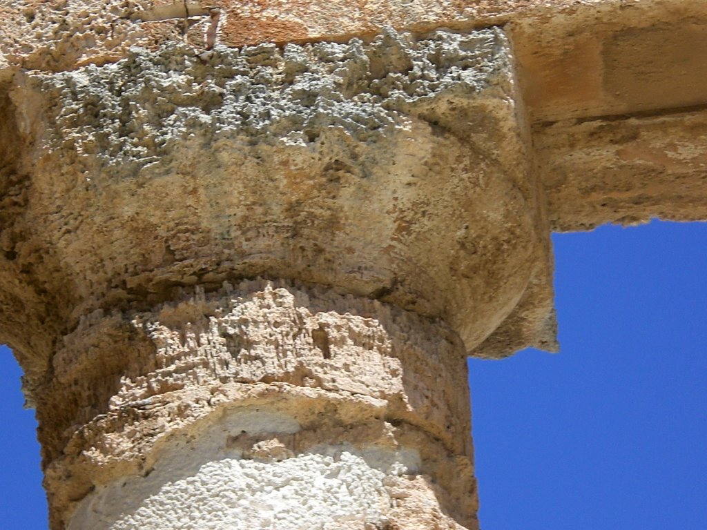 Le temple dorique de Segeste / Segesta / Egeste datant du V ème siècle avant J.-C. by X12