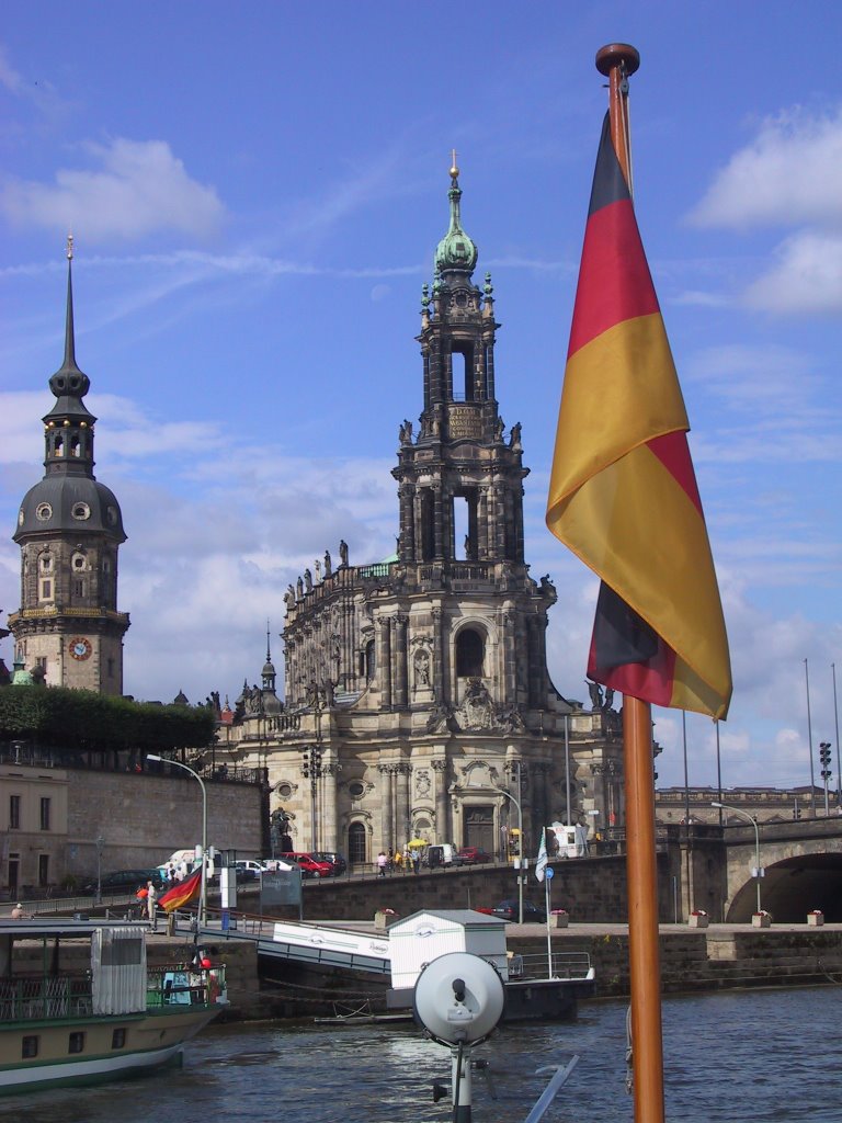 Dresden Kirche 05 by d.eisentraut