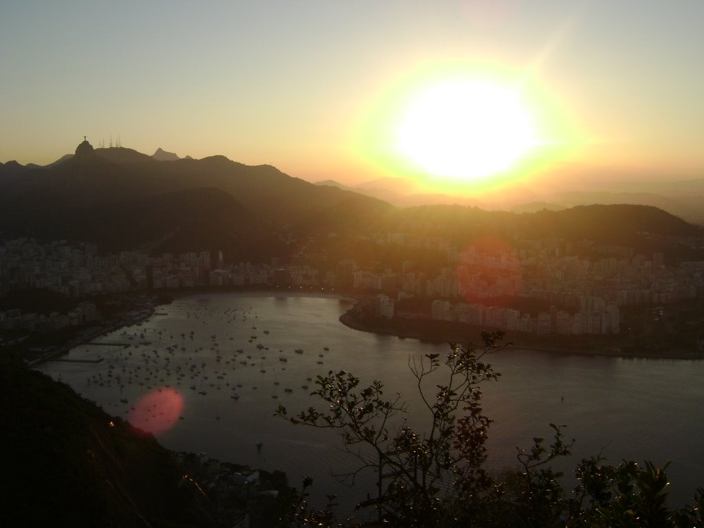 Praia de Botafogo vista do Pão de Açúcar by giovaniclh