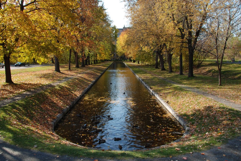 Bassin du Grand Séminaire by EBT26