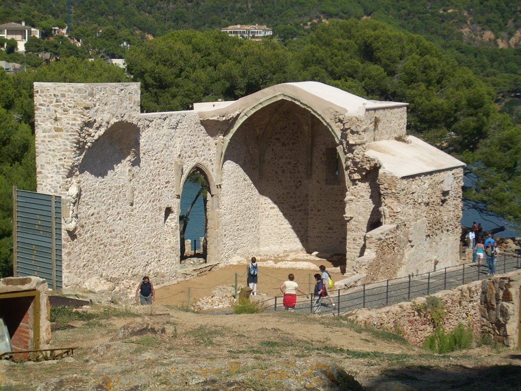 Ruins of a church by abdullah14