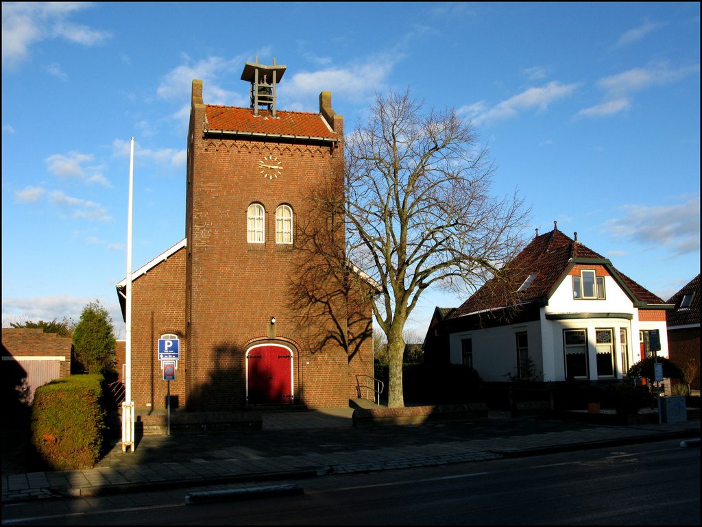 Roodeschool: Gereformeerde kerk by © Dennis Wubs