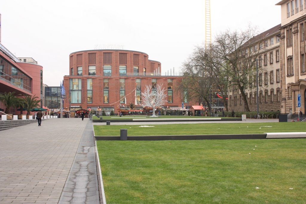 Forum Duisburg by Jean Gervers