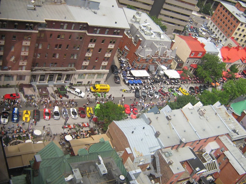 Québec, Grande allée by Preston Phillips