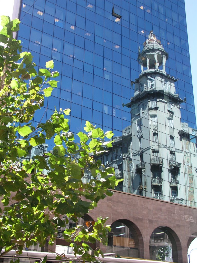 Palacio Salvo. Montevideo; Uruguay. by Horacio Pardo