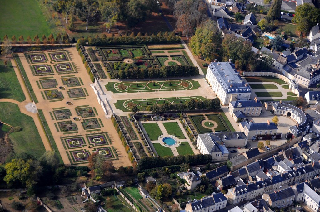 Le grand Lucé d'en haut .fg by Giraudon Francis