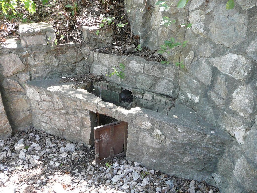 2008_09-15_Turner Falls Oklahoma_The Castle_P1030993 by lightbenders