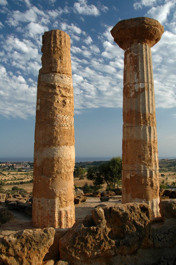 Italy, Sicily, Agrigento - Temple of Hercules by RomanV