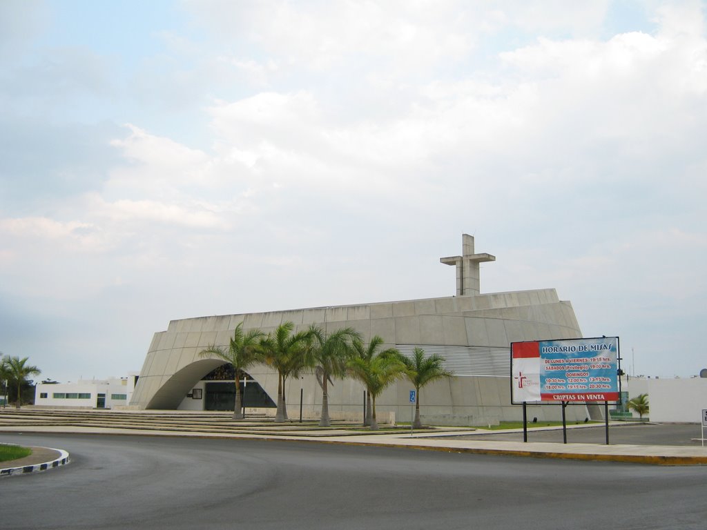 Parroquia de Cristo Resucitado by José Manuel Repetto Menéndez