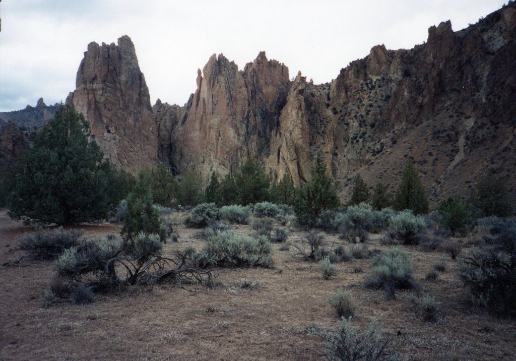 Smith Rocks by Chris Sanfino