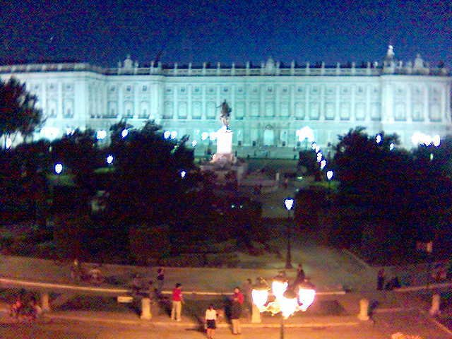 Palacio desde Teatro Real by Patri Ruiz de Ojeda