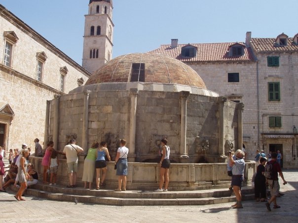 Dubrovnik fountain by zombiepornstar