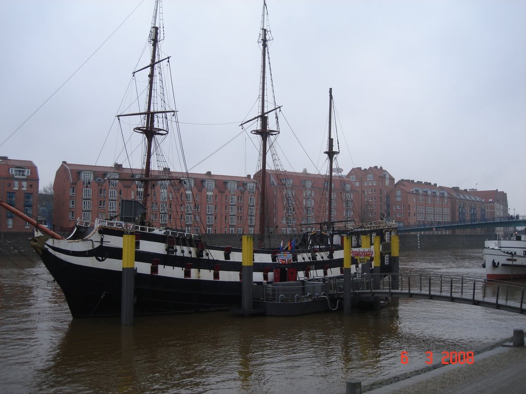 Altstadt, Bremen, Germany by Zaichik