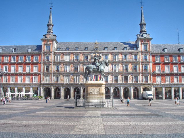 Plaza Mayor, Madrid by Alexey Rumjancev