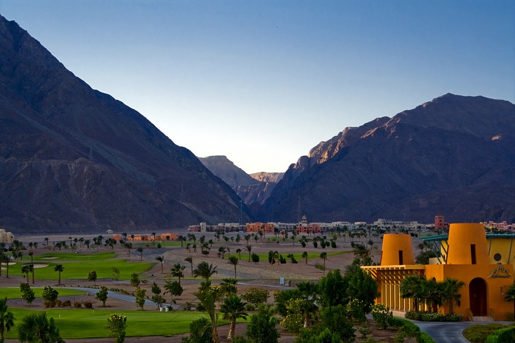 Taba Intercontinental by Valerii Baryshpolets