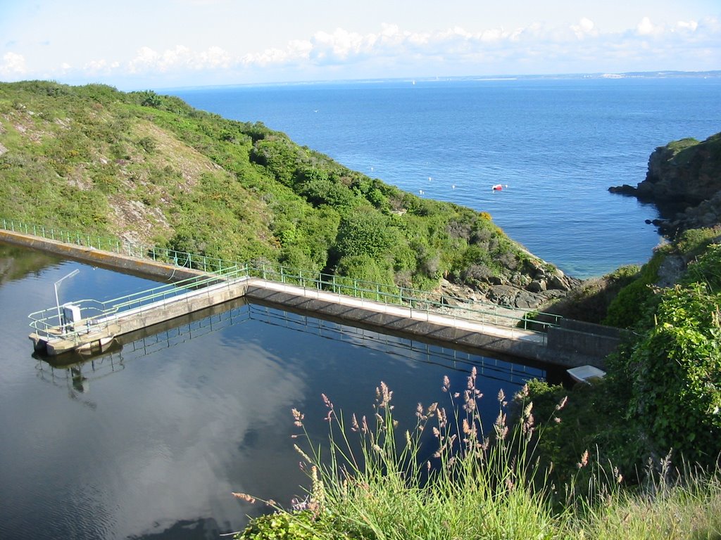 Retenue d'eau douce à groix by jean-jacques carriou