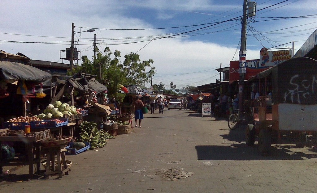 2008/11 Nicaragua, Rivas. Mercado callejero. by don Senen