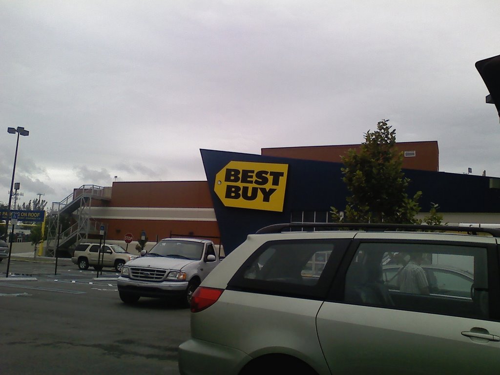 Best Buy doral 107 ave and 17 st by guanabacoa83