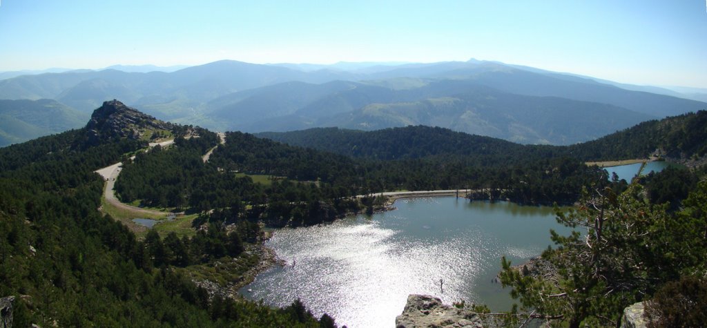 Laguna de las Pardillas by juanhormaza