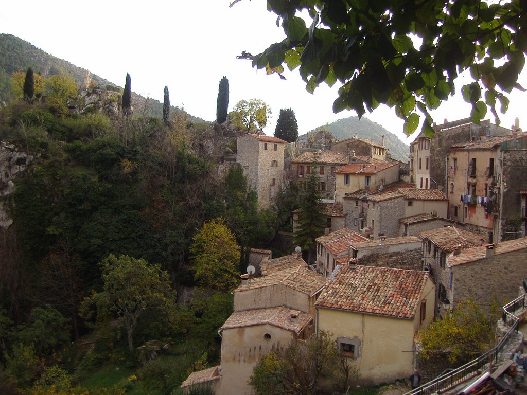 Peille (Provenza) by Ilda Casati