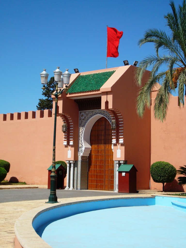 Marrakech, Sep. 2008 - Porte du palais royal by msvn