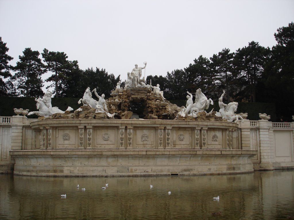 La Fontaine Schönbrunn 3 by Muradyan Roman