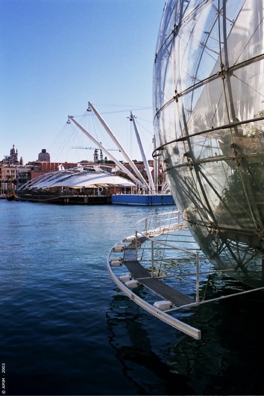 Rediseño del antiguo puerto de Génova - arq. Renzo Piano by Adrián MALLOL i MORE…